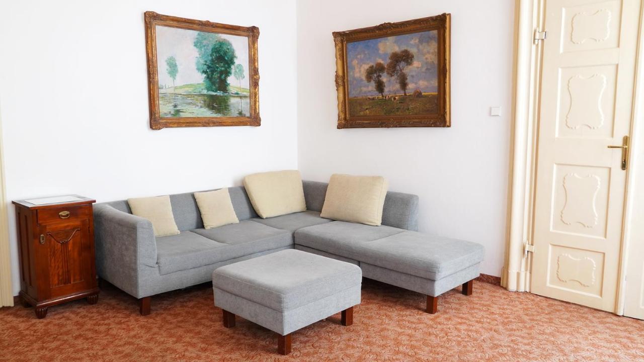 Hotel U Zlateho Jelena Praga Zewnętrze zdjęcie