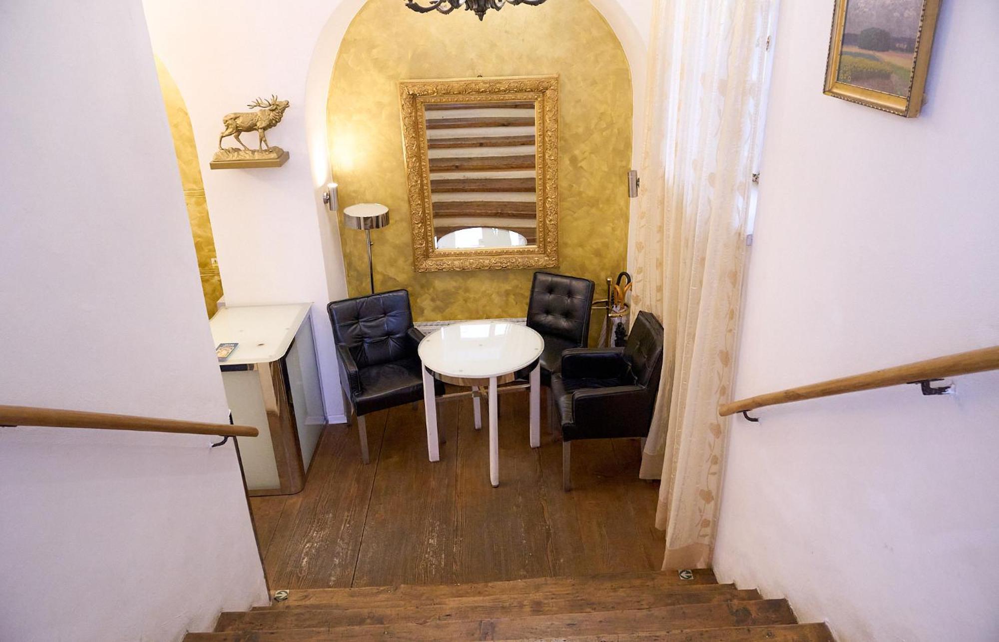 Hotel U Zlateho Jelena Praga Zewnętrze zdjęcie